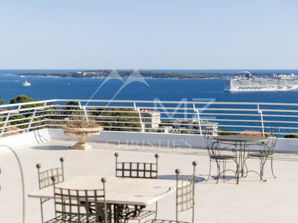 Cannes Croix des Gardes – Penthouse avec immense terrasse vue panoramique