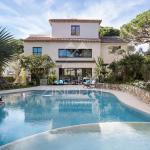 Cannes – Croix des Gardes – Vue panoramique mer et Esterel