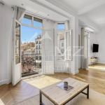 CANNES CENTER – OLD PORT. BEAUTIFUL 5 ROOM BOURGEOIS APARTMENT 
