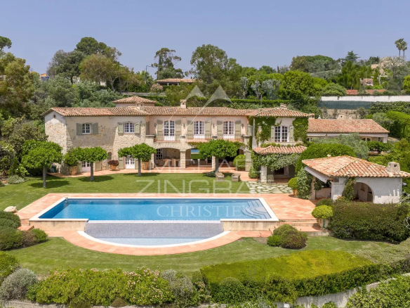 Cannes – Rare – Propriété de Charme avec Vue Panoramique Mer