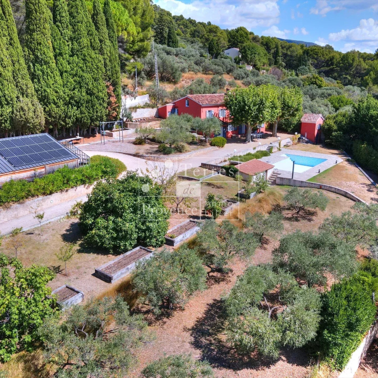 BELLE PROPRIÉTÉ EN PÉRIGORD
