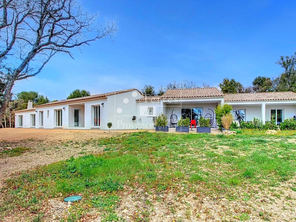 Exceptional property with gîtes for sale in Baudinard-sur-Verdon