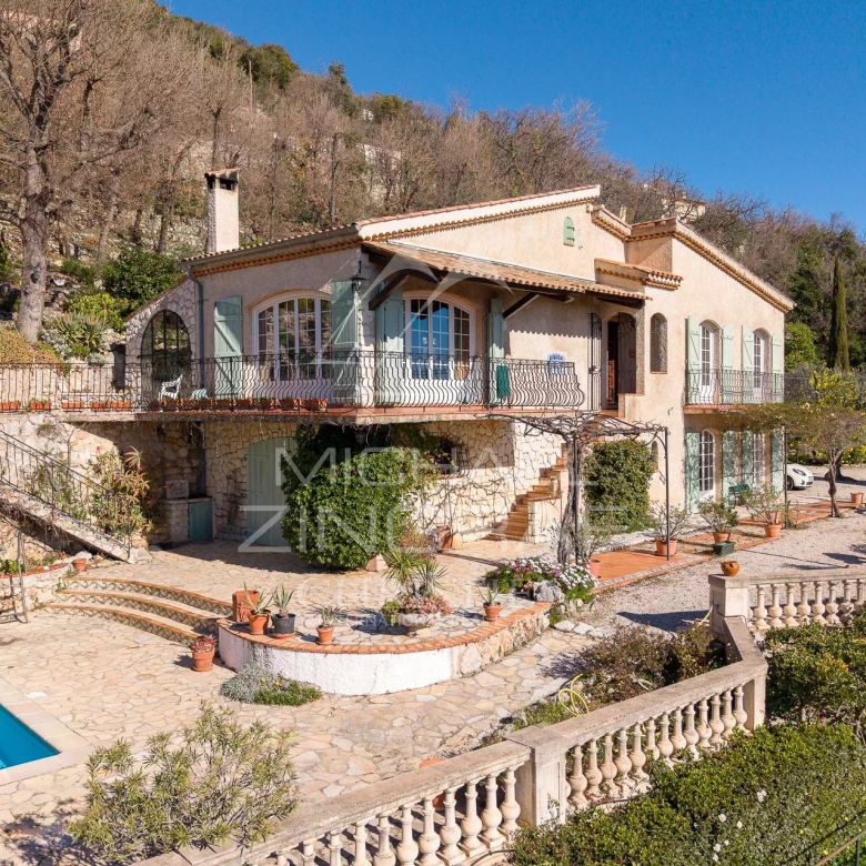 Nice – Gairaut – Villa dans domaine privé