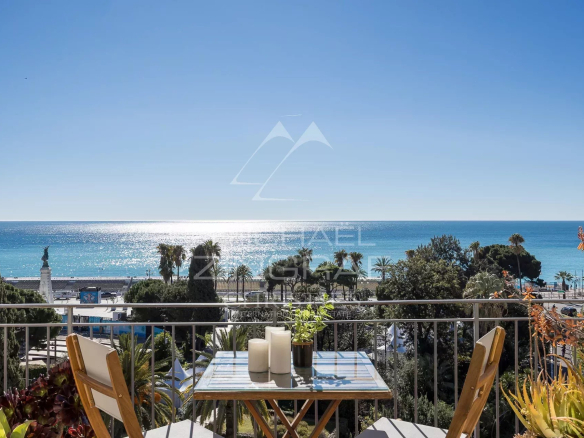 EXCEPTIONNEL DERNIER ÉTAGE AU COEUR DU CARRÉ D’OR