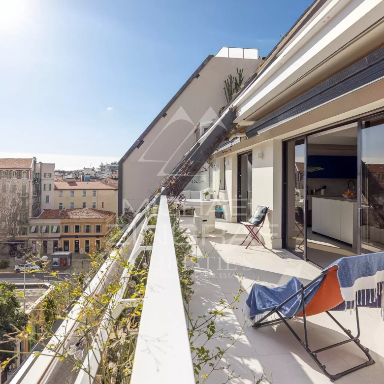 Villa d’exception à Paros, vue mer Égée et luxe méditerranéen