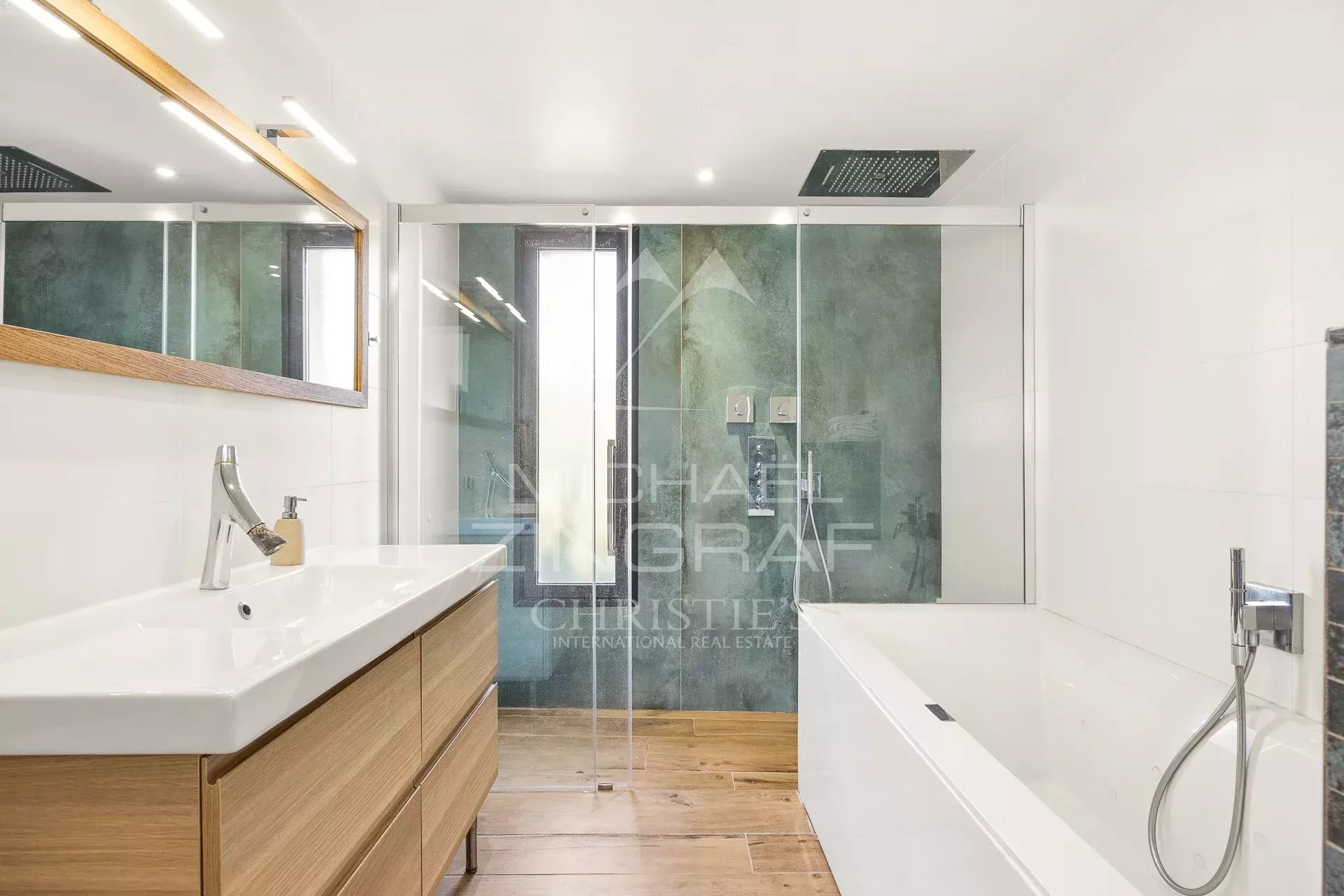 abb0213782d45264a4d91ad4acde5394_541ec32c7f_1920-original