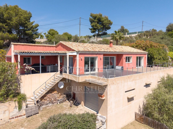 Nice – Saint-Roman de Bellet – Propriété récente et fort potentiel d’aménagement