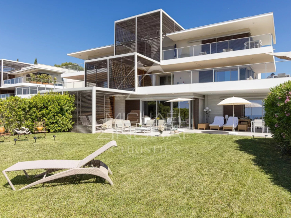 Appartement moderne avec jardin et terrasses à Nice, quartier de Gairaut.