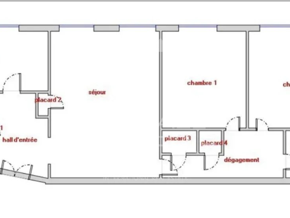 Plan d'un appartement de 150 m² à réinventer à Nice, Carré d'Or, montrant la disposition des pièces.
