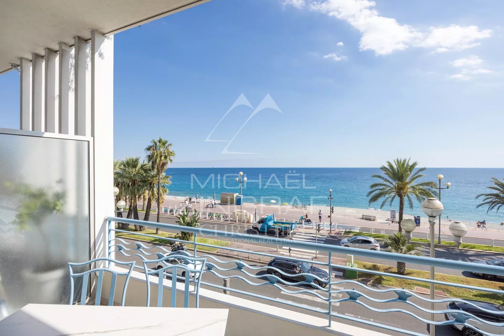 Apartment with sea view in Nice Balcony of an apartment with a view of the sea and the Promenade des Anglais in Nice.