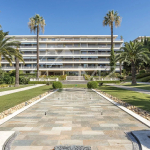 Top Floor – Apartment-Villa