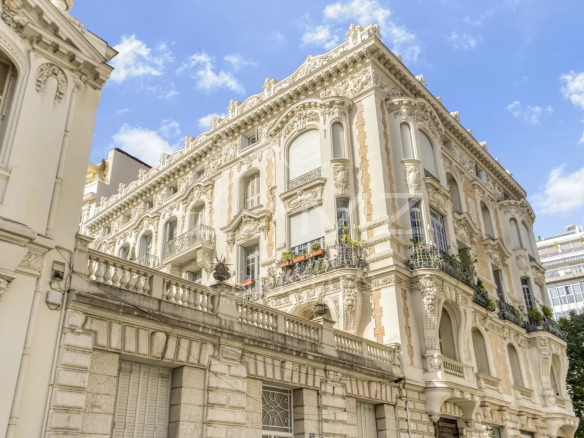 Luxury apartment in the heart of Nice