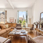 Golden square - 4/5 rooms - top floor - Nice