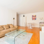 Levallois-Perret-Apartment with balcony