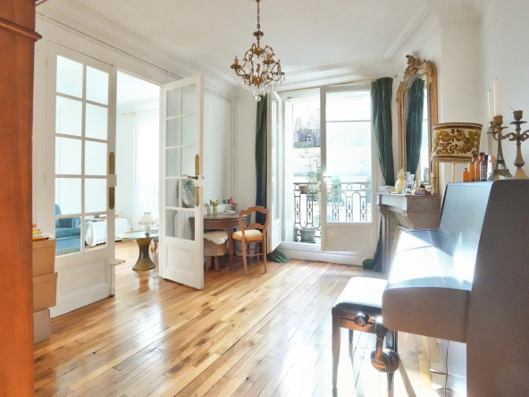 Paris XVIII – Ornano – Bel appartement 3 pièces