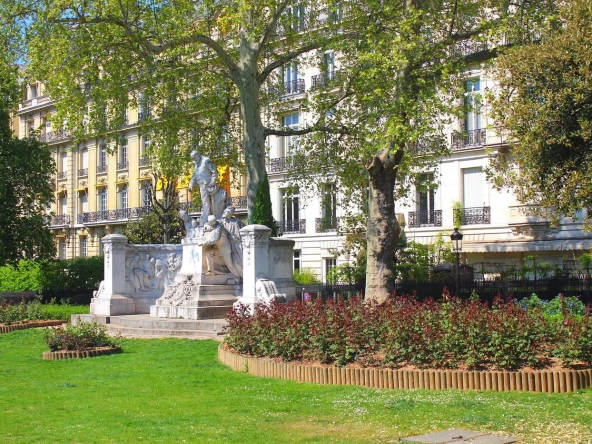 Victor Hugo – Clear view