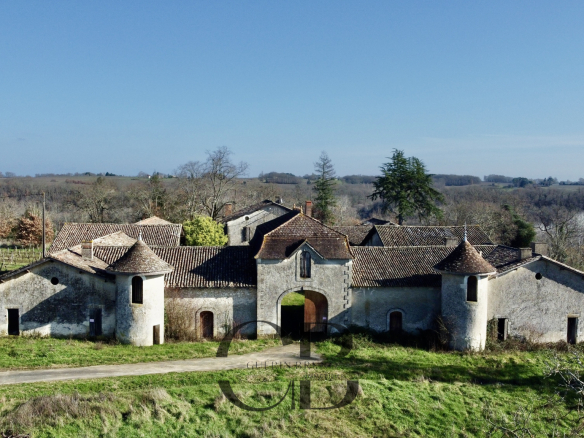 Propriété XIXe à restaurer