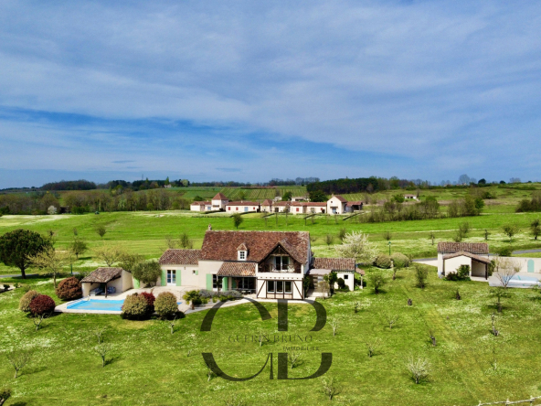 Villa à vendre au coeur d’un domaine avec golf en Dordogne, p