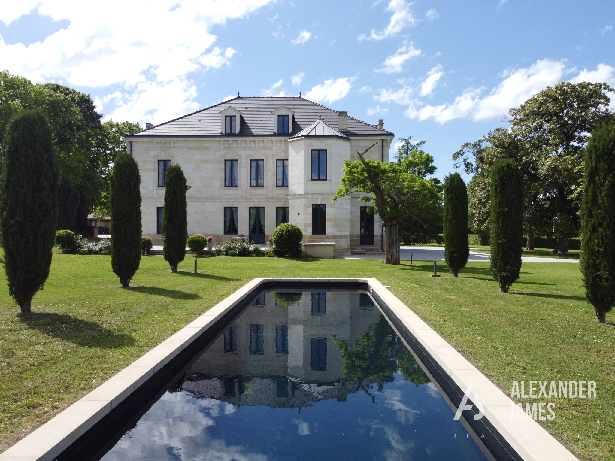 photo_6234e644b5a2e32c5bcd686ad3b8fbbc