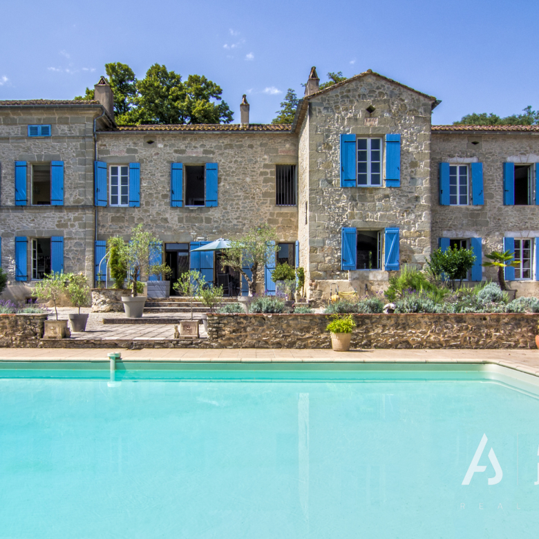 Entre Bordeaux et Bergerac – Spacieuse maison de campagne pr