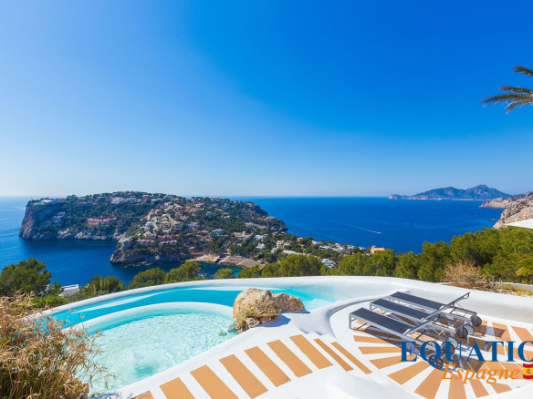 Spain – Mallorca – Sea view villa