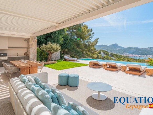 Spain – MALLORCA – Sea view villa