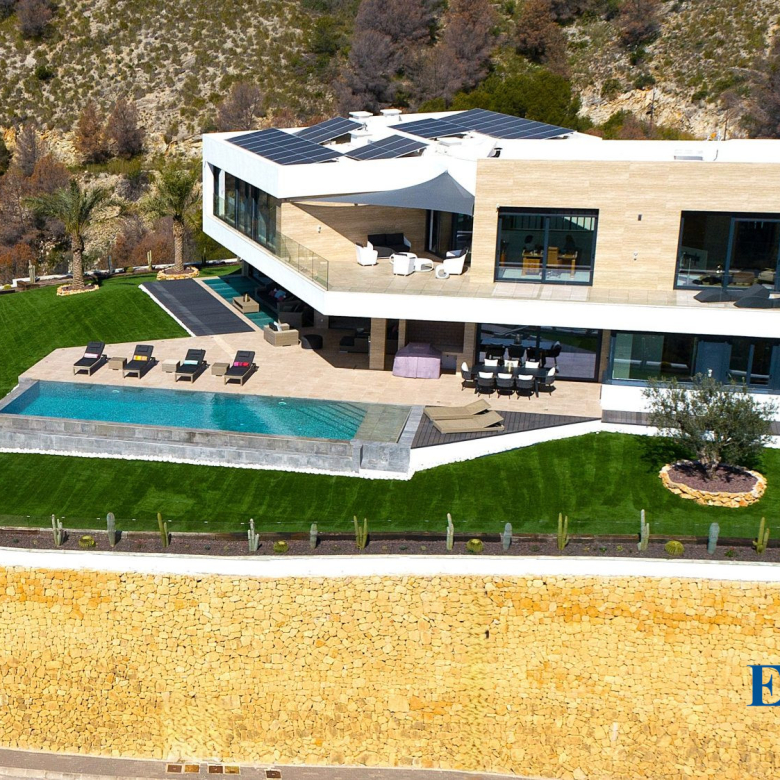 Spain – Mallorca – Sea view villa