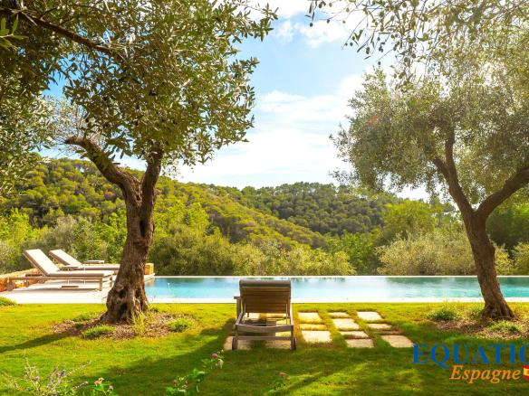 Spain – Ibiza – Sea view villa