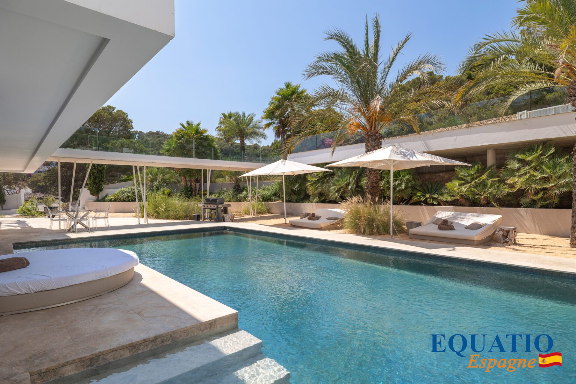 1763492390_VM2270_7_original