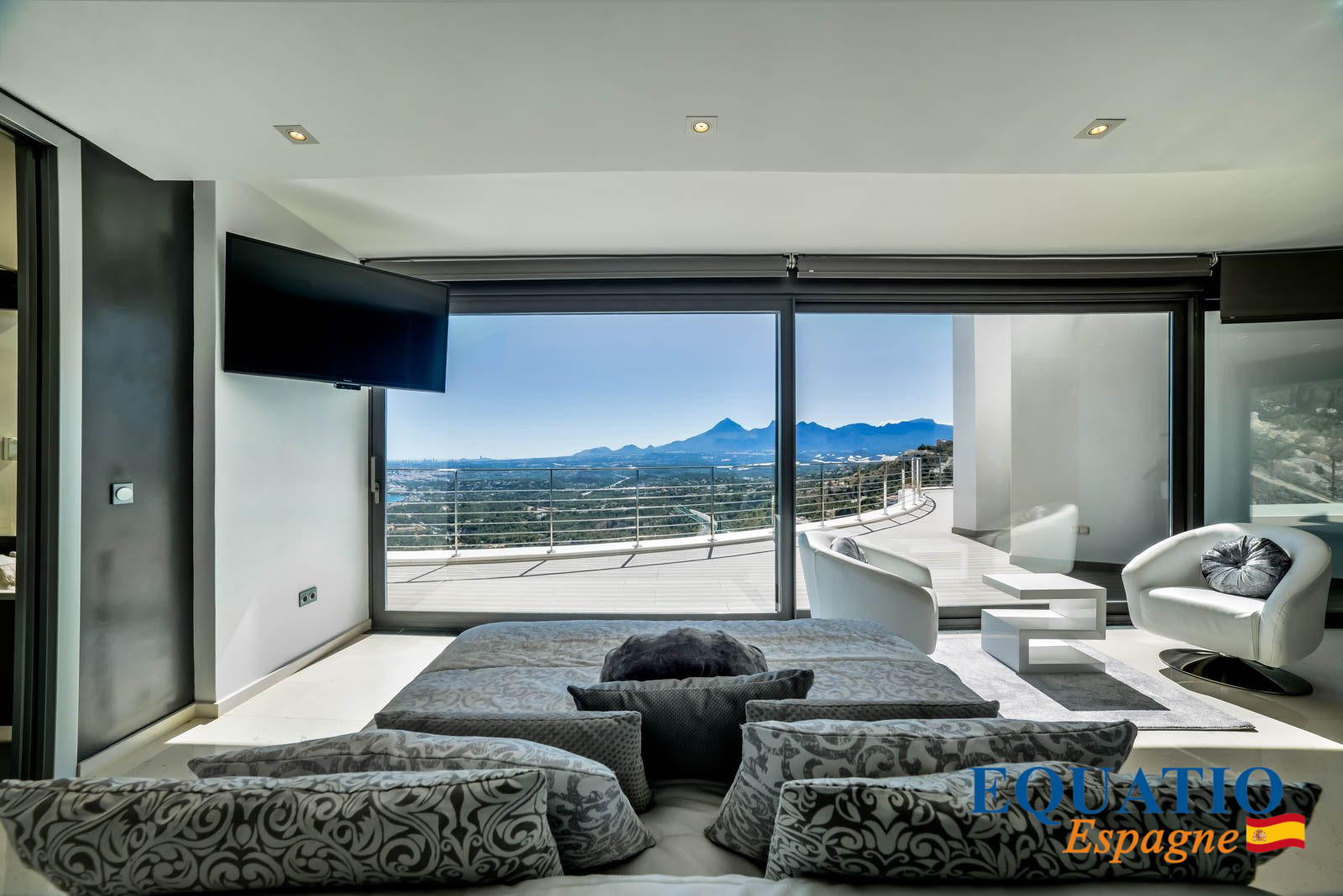 1603118326_VM1031_29_original