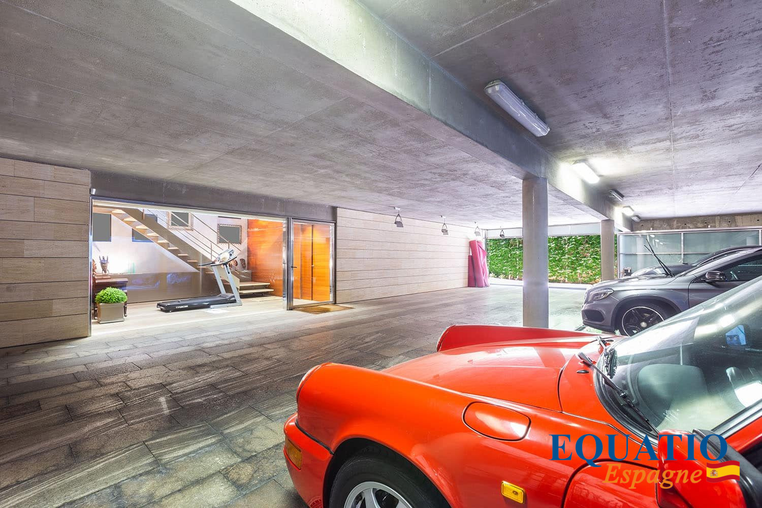 1708616583_VM2075_2_original