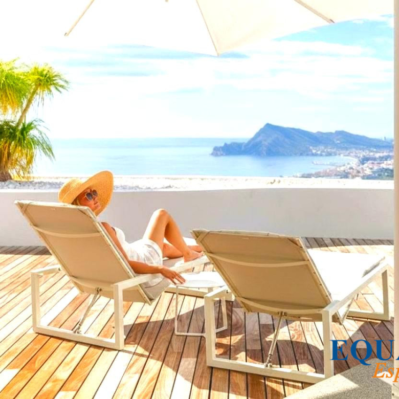 Château de Sauvan, ‘Petit Trianon de Provence’