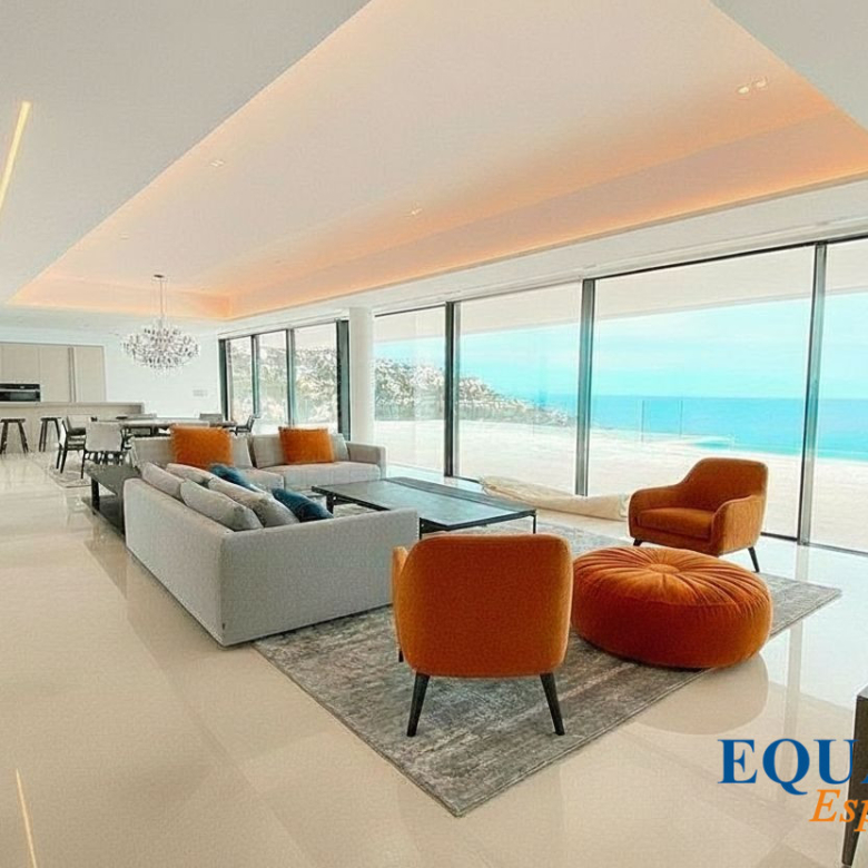 Luxury real estate photo | Charming Properties