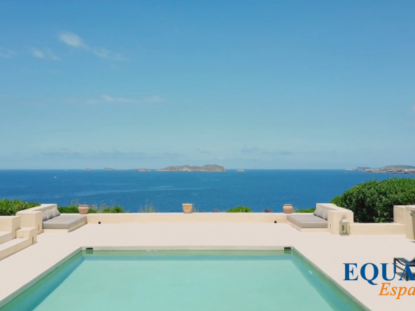 Spain – IBIZA – Villa 1st Sea Line
