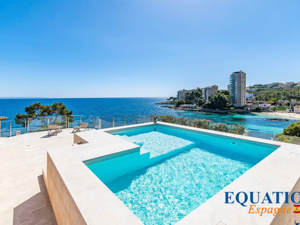 Spain – Mallorca – Villa 1st Line of the Sea