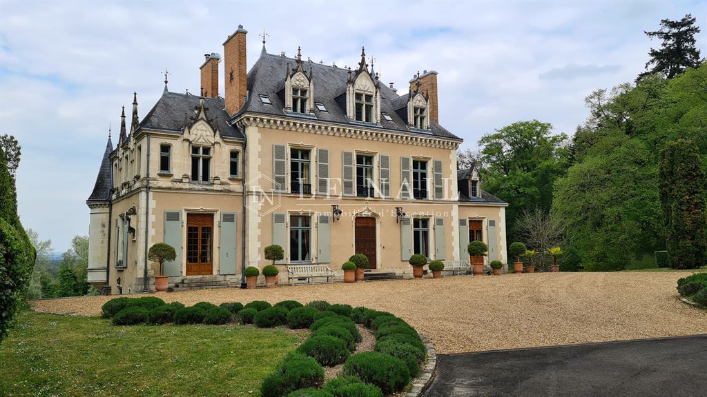 Vente Châteaux de luxe – EXCEPTIONNEL CHÂTEAU DU XIXème SIECLE ISMH, A 15  KM DU MANS, DANS UN MAGNIFIQUE PARC CLASSE