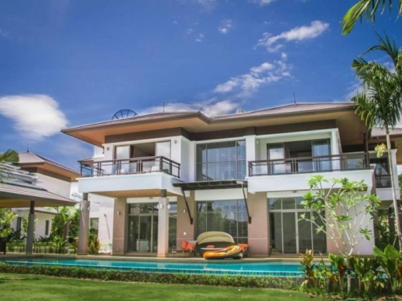 Villa de luxe située à Laguna Village Outrigger