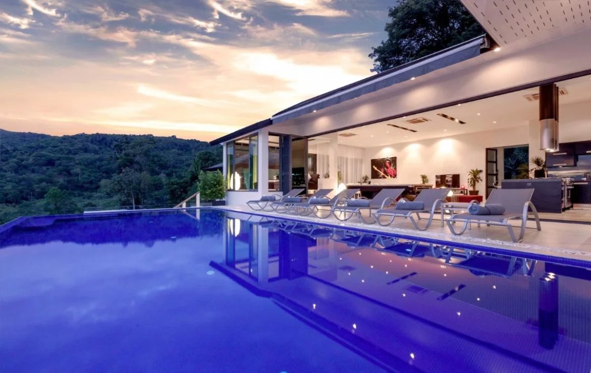 Luxury modern house for sale in Sierra Blanca