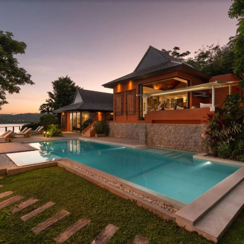 Belle Villa située en front de mer sur la plage de Kalim