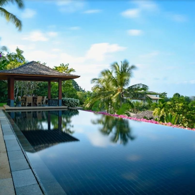 MAISON MODERNE EXCEPTIONNELLE À LA ZAGALETA GOLF & COUNTRY CLUB