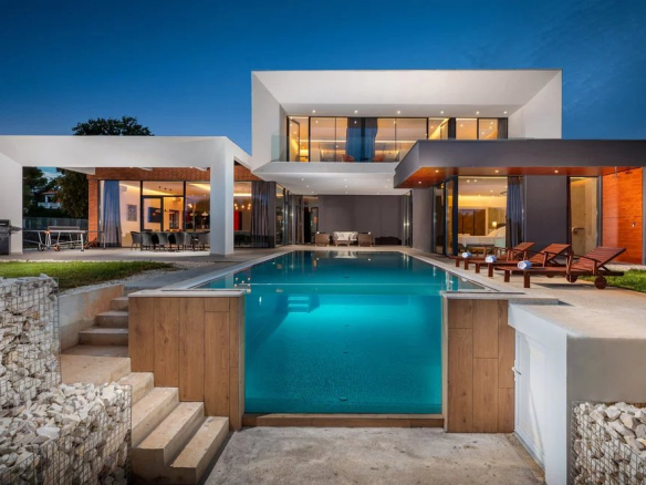 Magnifique Villa de Luxe située à Liznjan