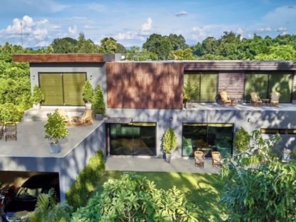 Sublime villa située à Saraphi