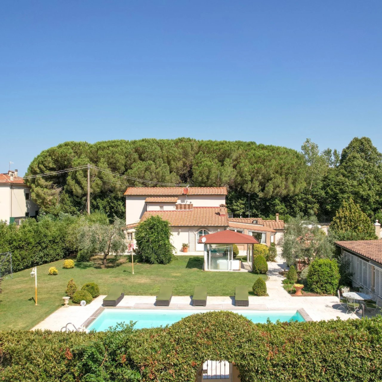 Beautiful property located in the countryside