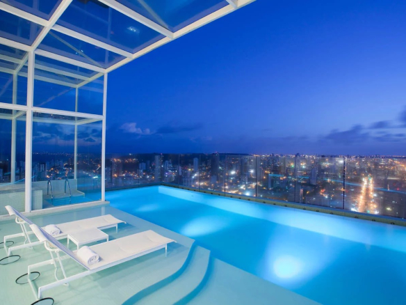 Penthouse à couper le souffle au 44e étage à Natal