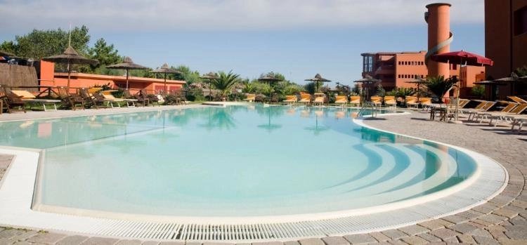 Opulent 947 ㎡ Penthouse with 835 ㎡ private Rooftop Terrace and Pool