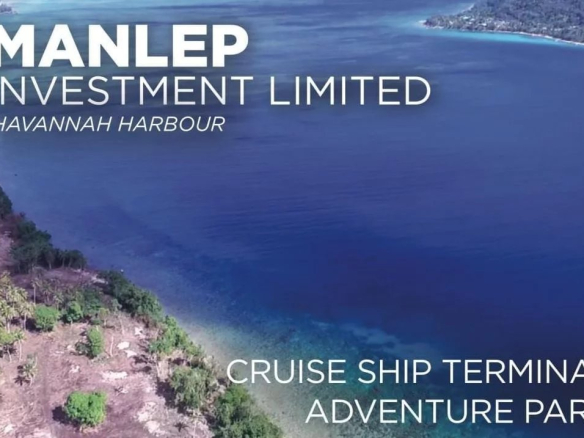 Propriété de 45 hectares + 1,1 kms de bord de mer de sable blanc