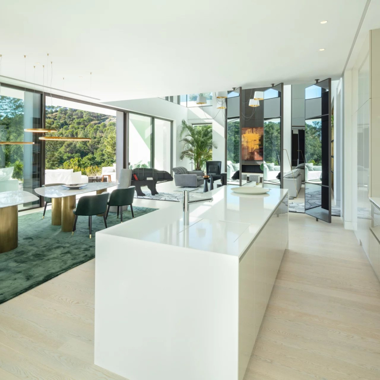 EXCEPTIONAL MODERN VILLA AT RESERVA DE ALCUZCUZ, BENAHAVIS