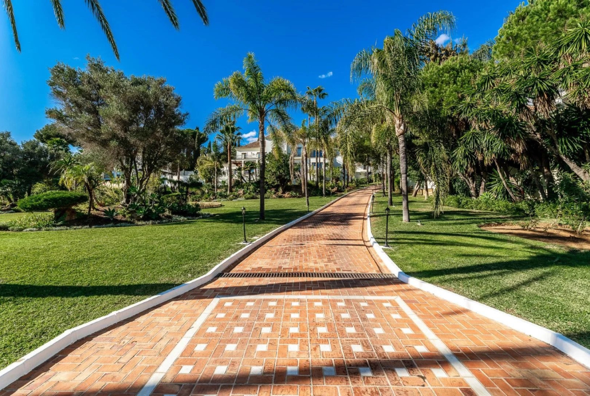 1170