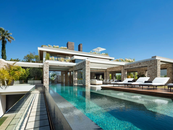 Magnifique villa de luxe située a Nueva Andalucia