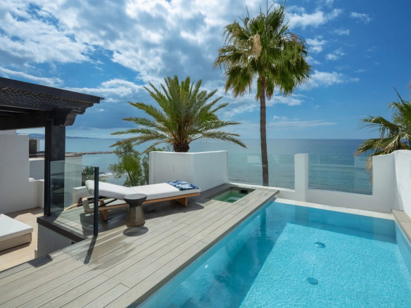 Magnifique penthouse de luxe situé à Marbella